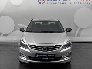 2015 Hyundai Solaris I Рестайлинг, серебристый, 1065000 рублей, вид 3