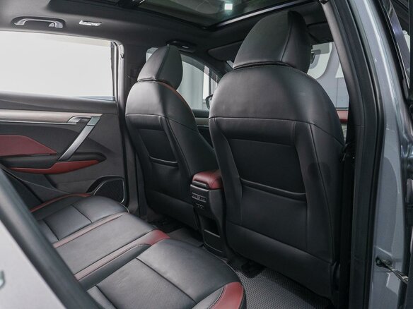 2023 Geely Coolray I, серый, 2099000 рублей - вид 12