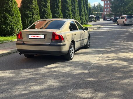 2003 Volvo S60 I, бежевый, 400000 рублей, вид 4