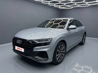 2019 Audi Q8 50 TDI I (4M), серый, 5450000 рублей, вид 1