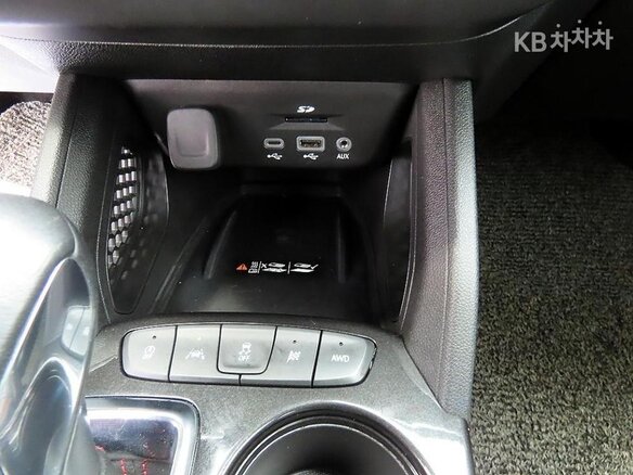 2021 Chevrolet TrailBlazer III, белый - вид 11