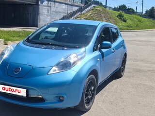 2014 Nissan Leaf (EM57) I (ZE0/AZE0), голубой, 1150000 рублей, вид 2