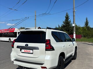 2020 Toyota Land Cruiser Prado 150 Series Рестайлинг 3, белый, 6500000 рублей, вид 4
