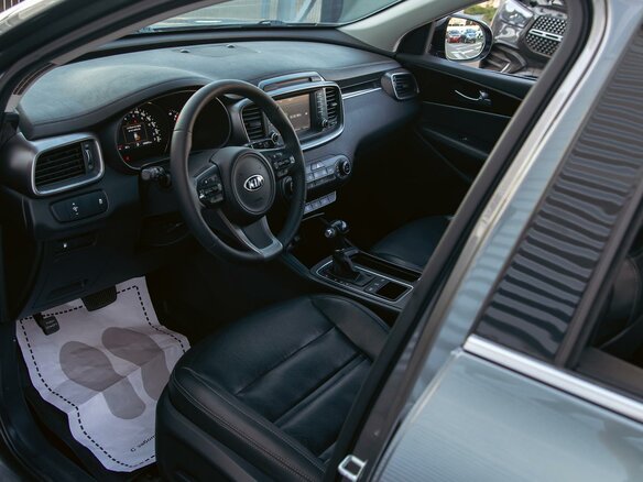 2017 Kia Sorento III Prime, серый - вид 12