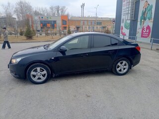 2010 Chevrolet Cruze I, чёрный, 580000 рублей, вид 5