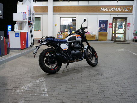 2025 Royal Enfield Bear 650, красный, 545000 рублей, вид 2