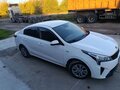 2021 Kia Rio IV Рестайлинг, белый - вид 5