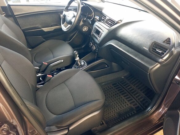 2014 Kia Rio III, коричневый - вид 7