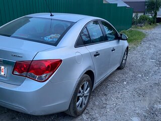 2011 Chevrolet Cruze I, серебристый, 600000 рублей, вид 2