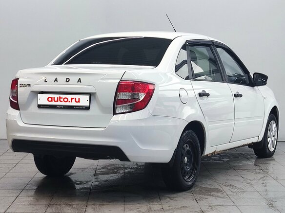 2021 Lada (ВАЗ) Granta I Рестайлинг, белый - вид 5