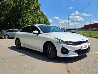 2021 Kia K5 III, белый, 1890000 рублей, вид 3
