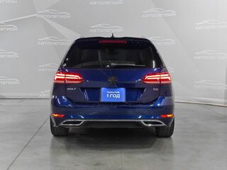 2017 Volkswagen Golf VII Рестайлинг, синий, 1530000 рублей, вид 4