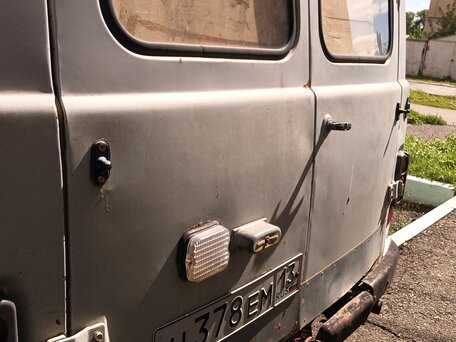2002 УАЗ 2206, серый, 280000 рублей, вид 2