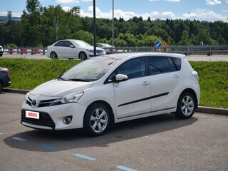 2014 Toyota Verso I Рестайлинг, белый, 1460000 рублей, вид 1
