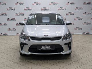 2019 Kia Rio IV, серебристый, 1099000 рублей, вид 2