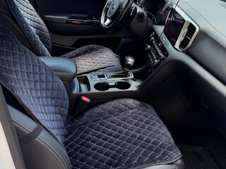 2017 Kia Sportage IV, белый, 2650000 рублей, вид 4