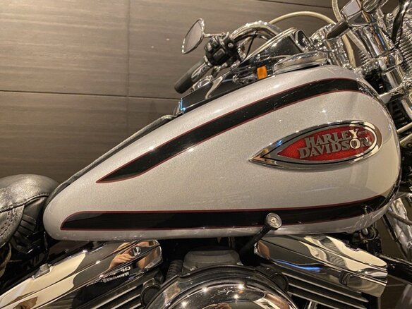 1999 Harley-Davidson Springer Softail, серебристый, 1243000 рублей - вид 5