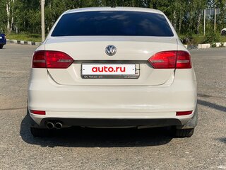 2015 Volkswagen Jetta VI Рестайлинг, белый, 690000 рублей, вид 5