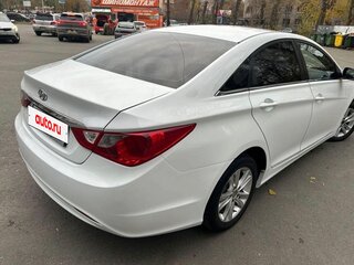 2011 Hyundai Sonata VI (YF), белый, 1050000 рублей, вид 2