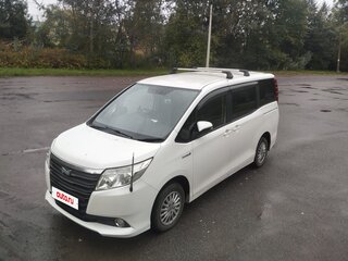 2015 Toyota Noah III (R80), белый, 1583000 рублей, вид 1