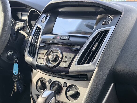 2013 Ford Focus III, коричневый - вид 12