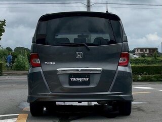 2012 Honda Freed Spike I Рестайлинг, серый, 790000 рублей, вид 4