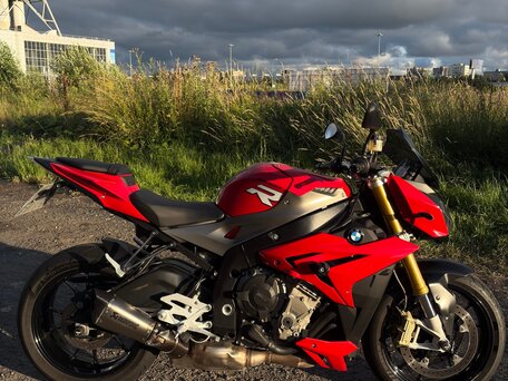2014 BMW S 1000 R, красный, 900000 рублей, вид 3