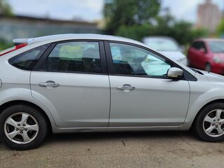 2011 Ford Focus II Рестайлинг, серебристый, 590000 рублей, вид 3