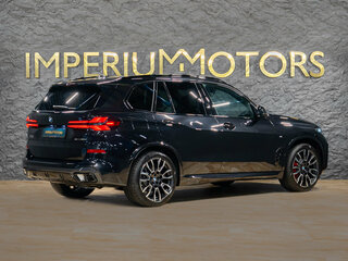2026 BMW X5 30d IV (G05/G18) Рестайлинг, чёрный, 15090000 рублей, вид 5