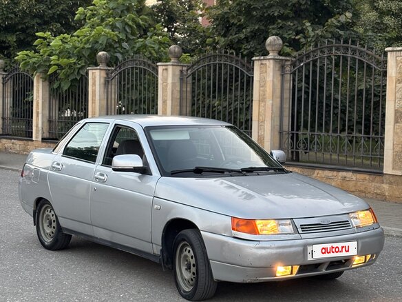 2004 Lada (ВАЗ) 2110, серый, 185000 рублей - вид 1