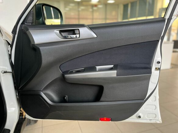 2012 Subaru Forester III Рестайлинг, белый, 1094000 рублей - вид 23