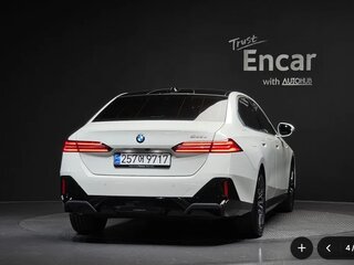 2024 BMW 5 серии 523d VIII (G60/G61/G68), белый, 6650000 рублей, вид 2