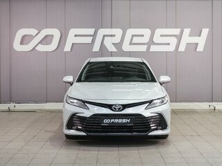 2021 Toyota Camry VIII (XV70) Рестайлинг, белый, 3449000 рублей, вид 3