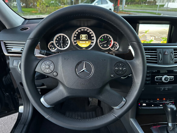 2011 Mercedes-Benz E-Класс 200 7G-Tronic IV (W212, S212, C207), чёрный, 1850000 рублей - вид 12
