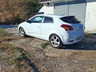 2009 Kia Ceed I, белый, 695000 рублей, вид 4