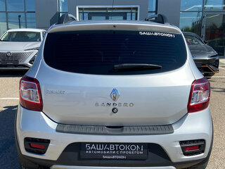 2017 Renault Sandero Stepway II, серебристый, 879000 рублей, вид 4