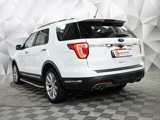 2018 Ford Explorer V Рестайлинг 2, белый, 2797000 рублей, вид 3