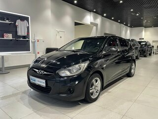 2012 Hyundai Solaris I, чёрный, 535000 рублей, вид 1