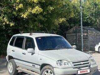 2004 Chevrolet Niva I, серебристый, 175000 рублей, вид 1