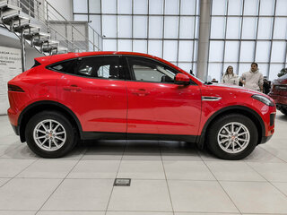 2018 Jaguar E-Pace I, красный, 2599000 рублей, вид 4