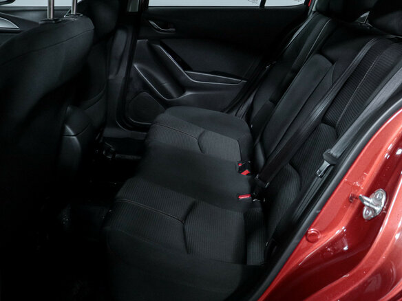 2018 Mazda 3 III (BM) Рестайлинг, красный, 1533448 рублей - вид 9