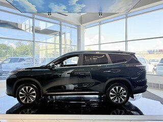 2026 Tenet T8, зелёный, 3099000 рублей, вид 4