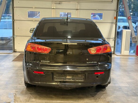 2007 Mitsubishi Lancer X, чёрный, 449000 рублей - вид 3