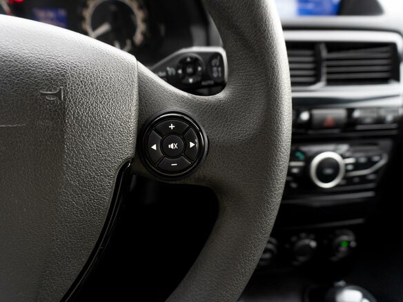 2015 Lada (ВАЗ) Priora I Рестайлинг, белый, 599000 рублей - вид 14