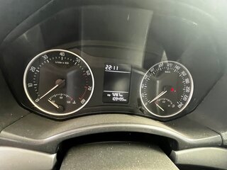 2013 Skoda Octavia II (A5) Рестайлинг, белый, 900000 рублей, вид 5