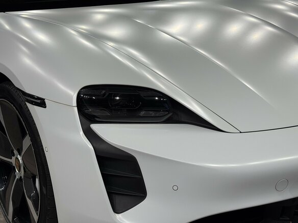 2021 Porsche Taycan Turbo I, белый, 12990000 рублей - вид 5