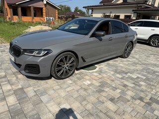 2021 BMW 5 серии 520d xDrive VII (G30/G31/G38) Рестайлинг, серый, 4999990 рублей, вид 2