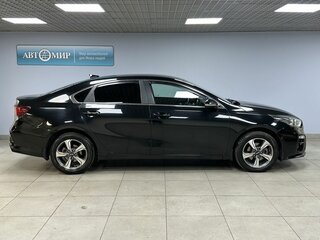 2021 Kia Cerato IV, чёрный, 1509000 рублей, вид 4