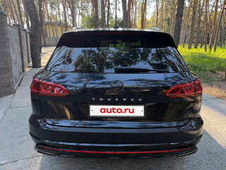 2019 Volkswagen Touareg III, синий, 4390000 рублей, вид 2