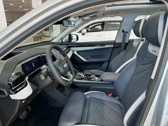 2026 Geely Atlas II, серебристый - вид 6